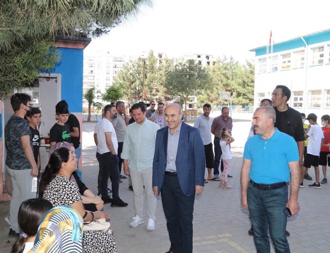 Vali Demirtaş, Lgs’ye Giren Öğrencilere Başarılar Diledi