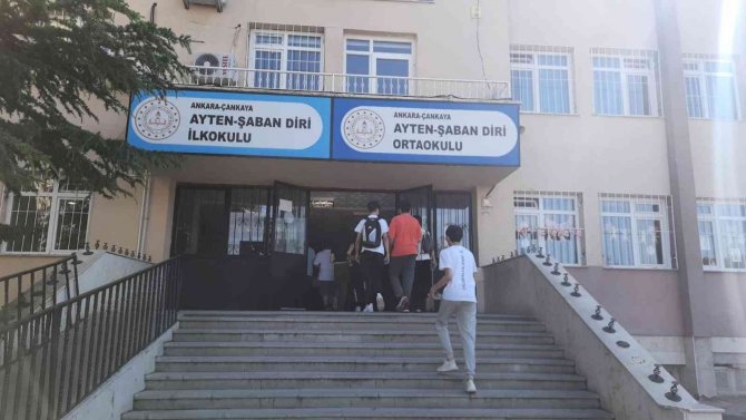 Yaklaşık 1 Milyon 200 Bin Öğrencinin Ter Dökeceği Lgs Başladı