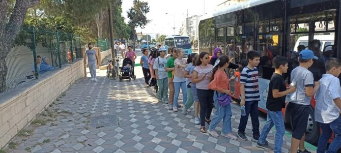 Çocukların Sinema Keyfine Büyükşehirden Ulaşım Desteği