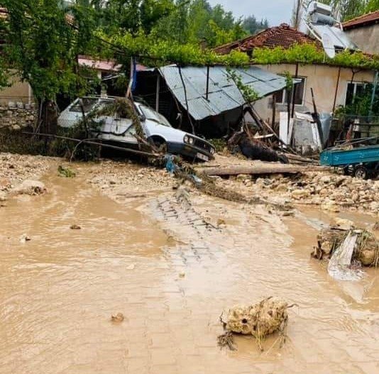 Burdur’da Sel Felaketi Hayatı Felç Etti