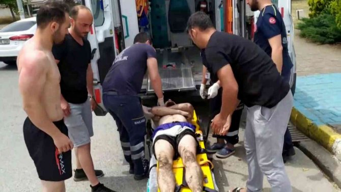 Tatile Gelen Genç Boğulma Tehlikesi Geçirdi