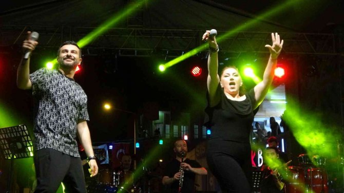 Kozan Kurtuluş Etkinlikleri Gökhan Tepe Konseri İle Son Buldu