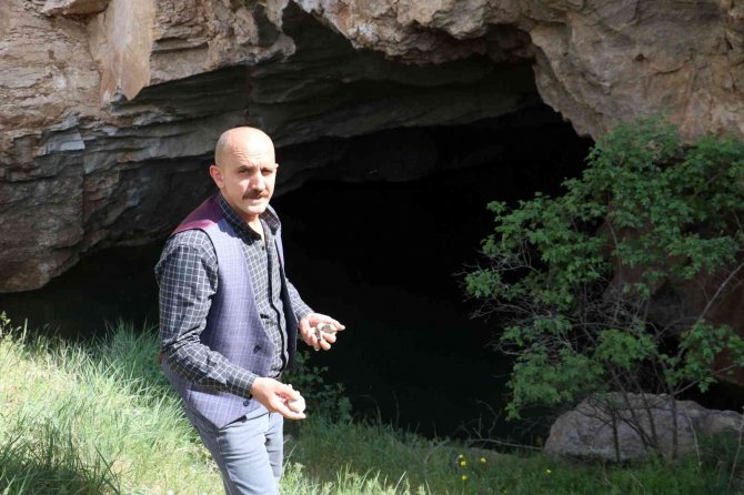 Sivas’ta Gizemli Mağara Yağışların Etkisiyle Su Doldu