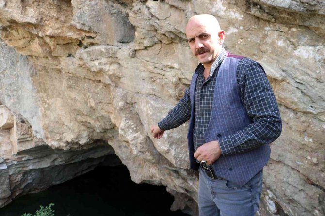 Sivas’ta Gizemli Mağara Yağışların Etkisiyle Su Doldu