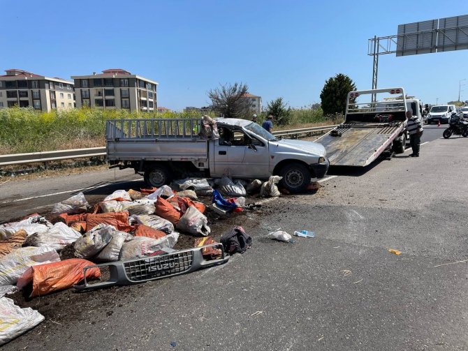 Freni Boşalan Kamyonet Dehşet Saçtı: Kaza İçinde Kaza