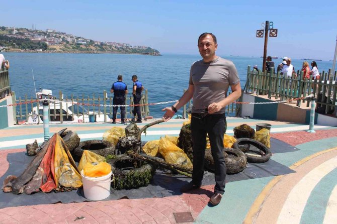 Deniz Değil, Adeta Hurdalık: Lastikten Sandalyeye Ne Ararsan Var