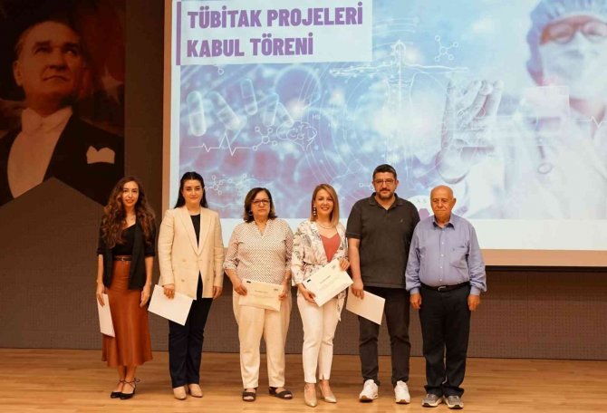 Atlas Üniversitesi Öğrencilerinin Tübi̇tak Başarısı