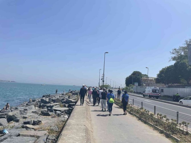 İ̇stanbul’da ’81 İ̇lde 81 Milyar Adım’ Çevre Yürüyüşü