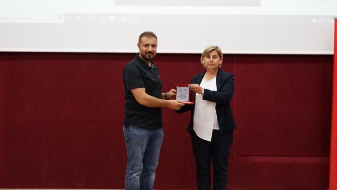 Akademisyenler Öğretmen Ve Yöneticilerle Bir Araya Geldi