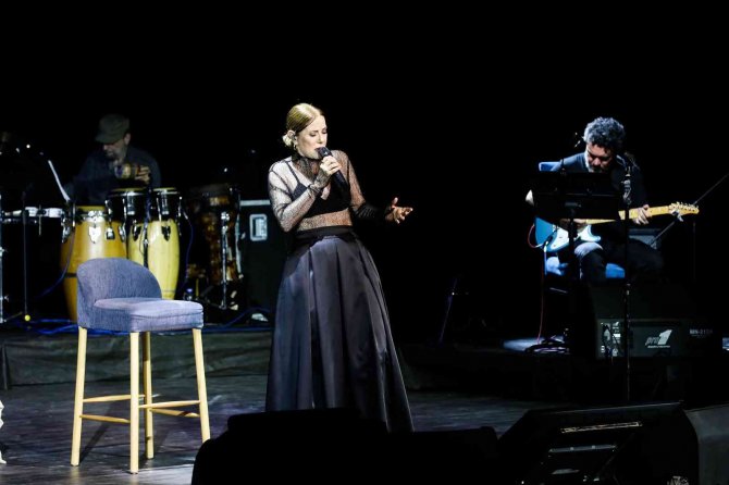 Yenimahalle Belediyesi Nazım Hikmet’i Evinde Andı