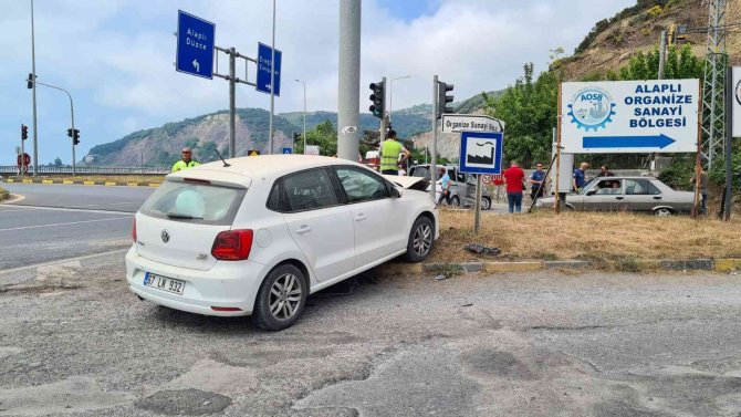 Zonguldak’ta Trafik Kazası: 5 Yaralı