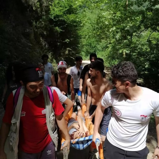 911 Üyelerine Eğitim Kampı Düzenledi