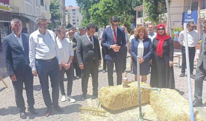 Gölbaşı Halk Eğitim Merkezi Yılsonu Sergisi Açıldı