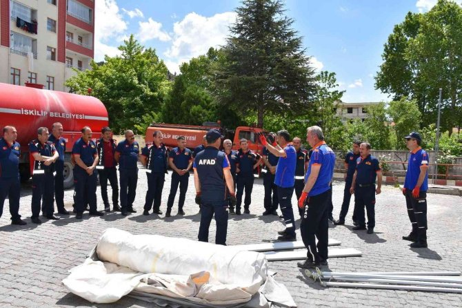 Afad, İtfaiye Personeline Uygulamalı Eğitim Verdi