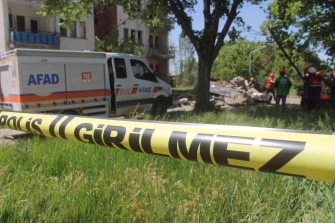 Ağrı’da Türkiye Afet Müdahale Planı Masabaşı Ve Saha Tatbikatı Düzenlendi