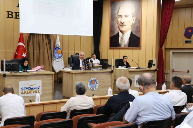 Gültak: "Mersin’i Lojistik Üssüne Ve Güçlü Bir Liman Şehrine Çevirmenin Temelini Atıyoruz"