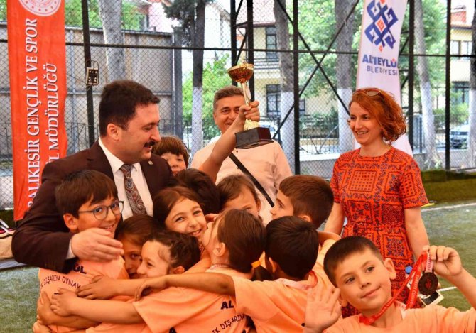 Sokak Oyunları Altıeylül’de Tekrar Hayat Buldu