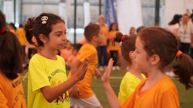 Sokak Oyunları Altıeylül’de Tekrar Hayat Buldu