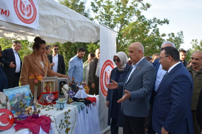 Tarım Ve Orman Bakanı Kirişci, Nallıhan 7. Foto Safari Etkinliğine Katıldı