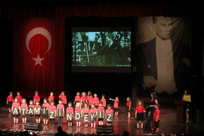 Büyükşehir Belediyesi Kreş Minikleri Kep Attı