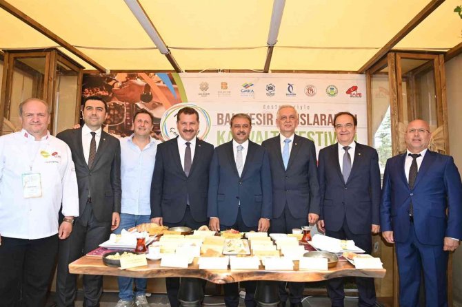 Balıkesir Uluslararası Kahvaltı Festivali’ne Büyük İlgi