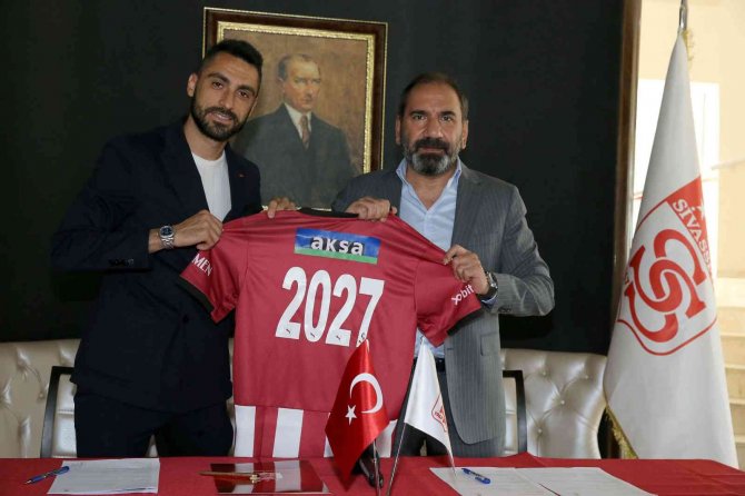 Sivasspor, Uğur Çiftçi İle Sözleşme Uzattı