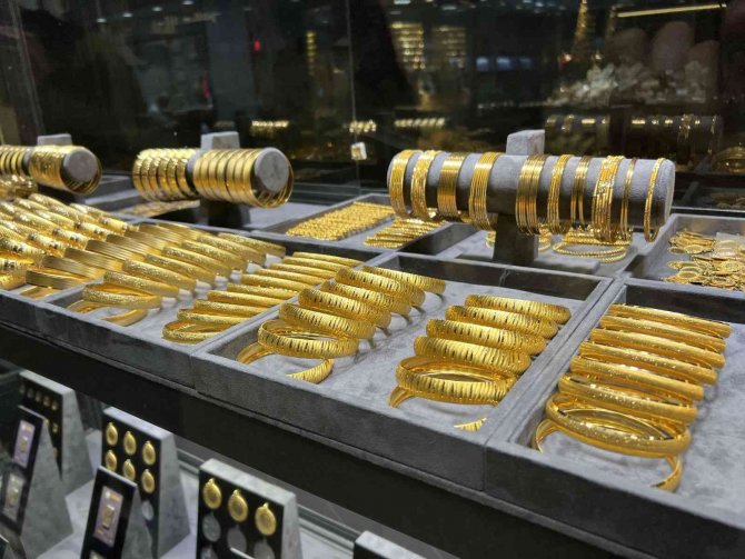 Gram Altında Tırmanış Sürüyor