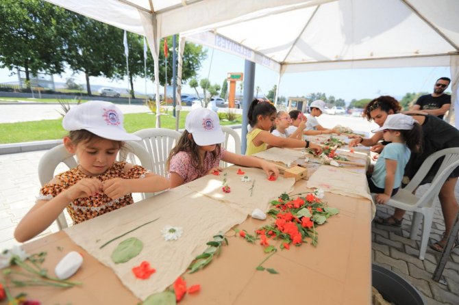 Selçuk’ta Atıklar Kuş Evi Oldu