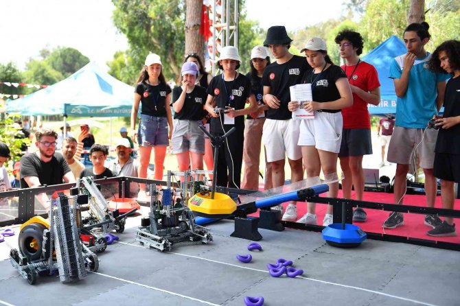 Vex Robotik Turnuvasının Son Etkinliği Mersin’de Yapıldı