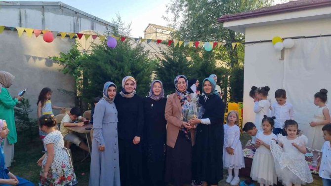 Minik Öğrencilerin Kapanış Programı Yapıldı