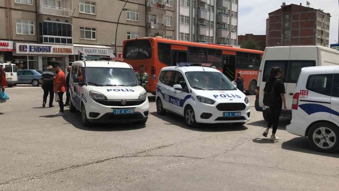 Elazığ’da Bıçaklı Kavga: 2 Yaralı