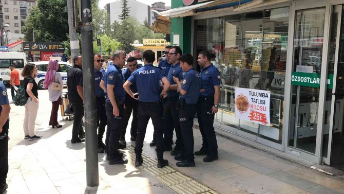 Elazığ’da Bıçaklı Kavga: 2 Yaralı