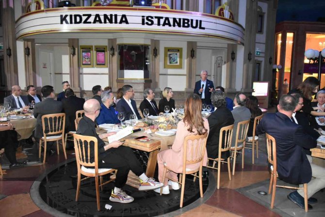 Çocuklar Ülkesi’nin 8’inci Yılı Kutlandı