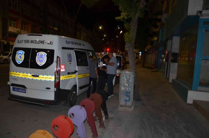 Konya’da Boğazından Ve Göğsünden Vurulan Afganlı Ağır Yaralandı