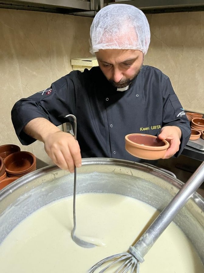 Asırlık Lezzet ‘Sivas Sütlüsü’ Damak Çatlatıyor