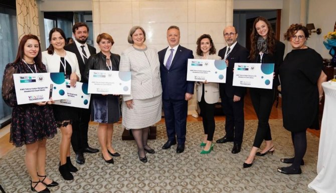 Akademisyen-öğrenci Ortaklığı Başarı Getirdi