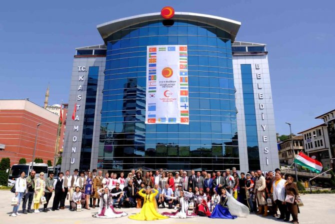 Belediye Başkanı Vidinlioğlu: “Türk Dünyası Günlerinde 40 Bin Kişiyi Ağırladık”