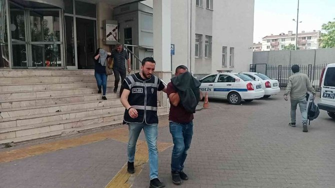 Aranan 12 Kişi Yakalandı