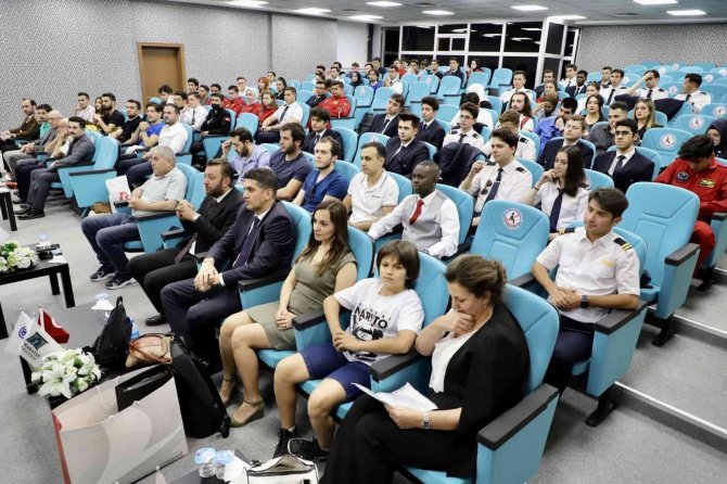 Kto Karataylı Geleceğin Pilotları Duayenlerle Buluşmaya Devam Ediyor