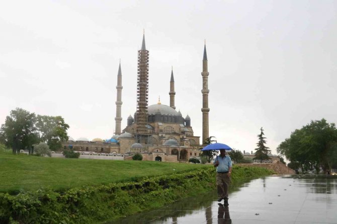 Edirne’de Sağanak Yağış