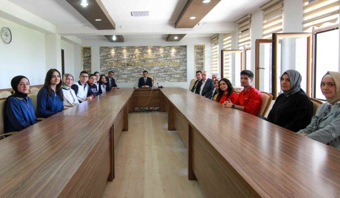 Milli Eğitim Müdürü Kaygusuz, Başarıyı Örnek Gösterdi