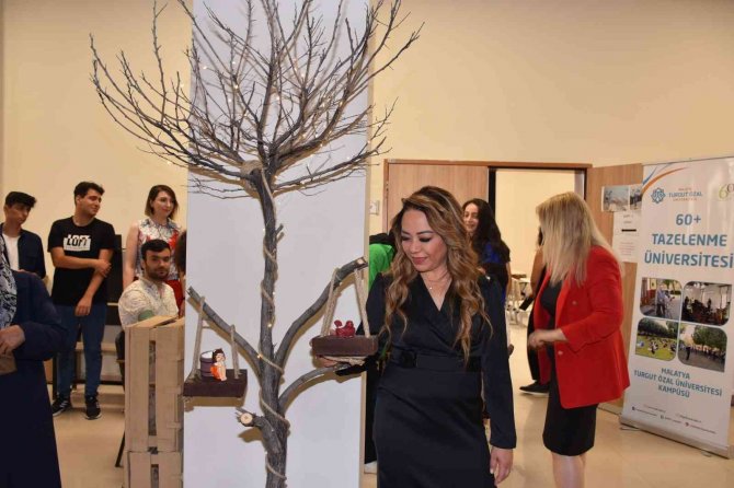 Mtü’de “Sıra Dışı İ̇şler” Mezuniyet Sergisi Açıldı