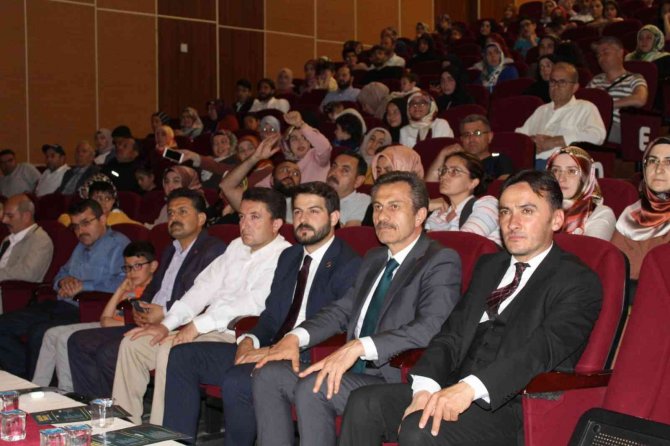 Öğrencilerden İlahi Konseri