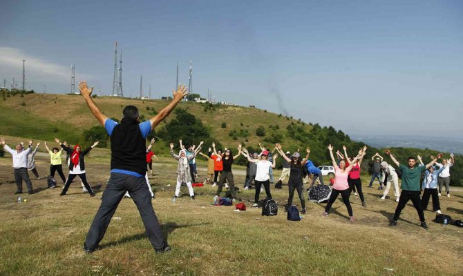 Büyükşehir’le Doğada Keşif: Zirvede Unutulmaz Bir Manzarayla Son Buldu