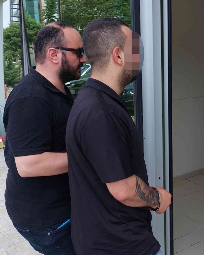 Pazarcıyı Silahla Yaralayan Zanlı Tutuklandı