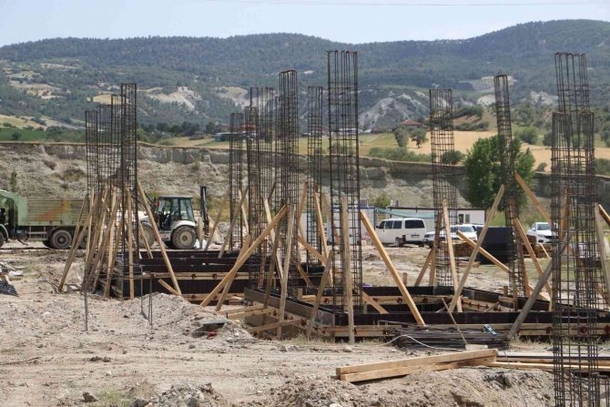 Selendi Tarihinin En Büyük Yatırımında Çalışmalar Başladı