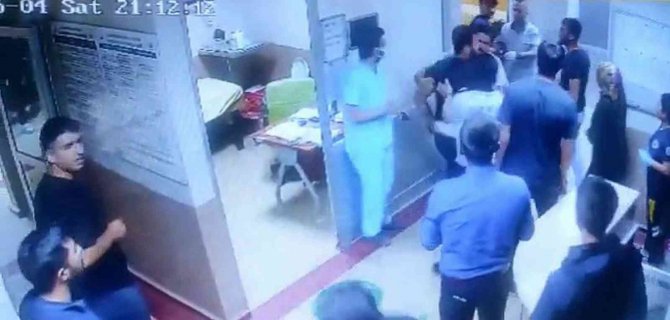 Siirt’te Doktor Darp Edildi, Bakan Koca’dan Açıklama Geldi