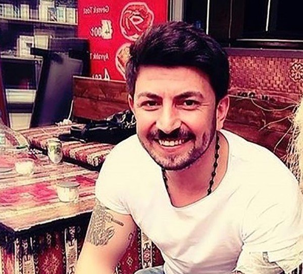 İ̇zmir’de Berbere Silahlı Saldırı: 1 Ölü, 1 Yaralı
