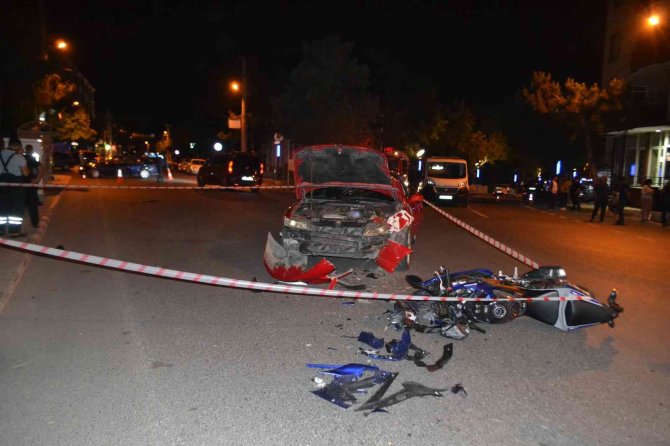 Tekirdağ’da 1’i Ağır 2 Kişinin Yaralandığı Korkunç Kazada Sürücü Firar Etti