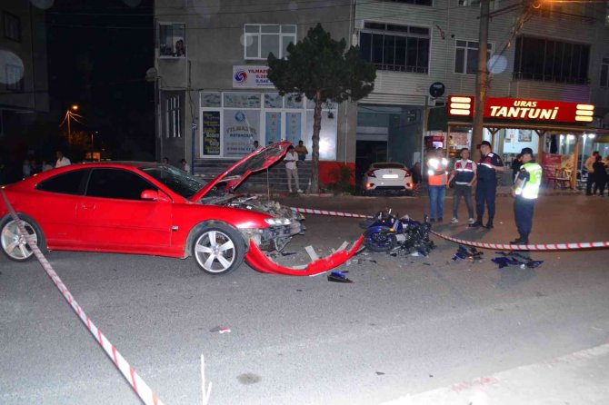 Tekirdağ’da 1’i Ağır 2 Kişinin Yaralandığı Korkunç Kazada Sürücü Firar Etti